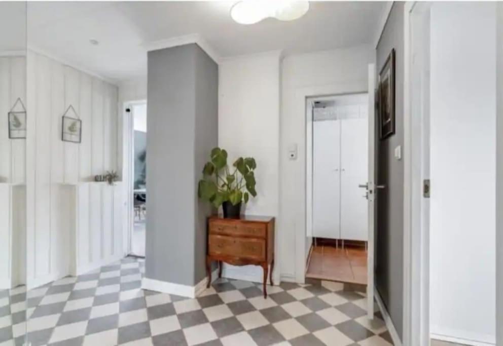 Appartement For 5 Gjester 10min Buss Til Sentrum Stavanger